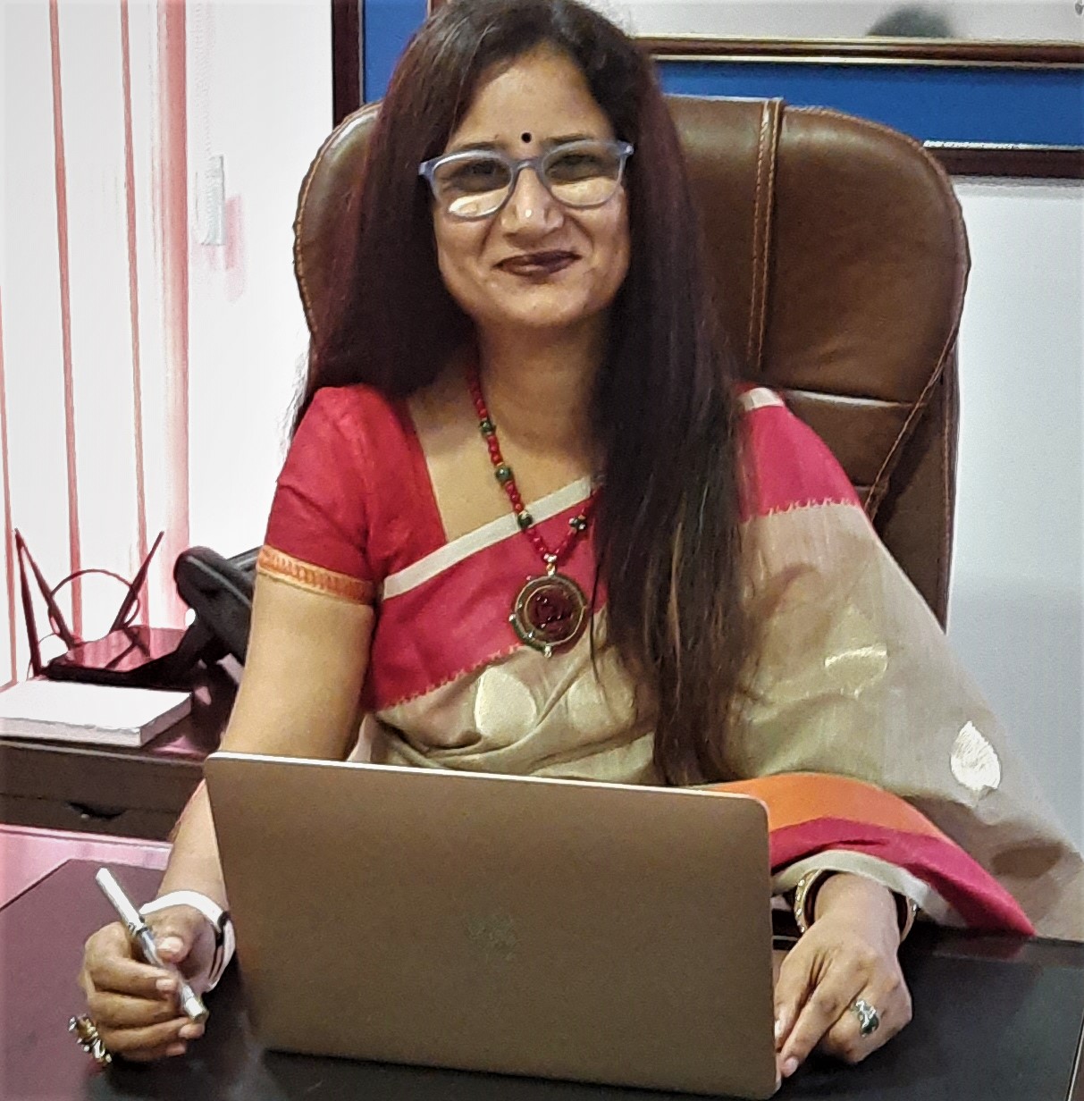 MRS. SHALU SHARMA  PrincipalAmatir Kanya Gurukul